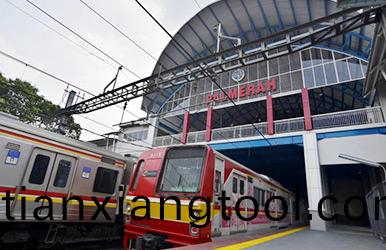 印(yin)度(du)尼西亞(ya)雅(ya)加(jia)達(da)輕(qing)軌(gui)