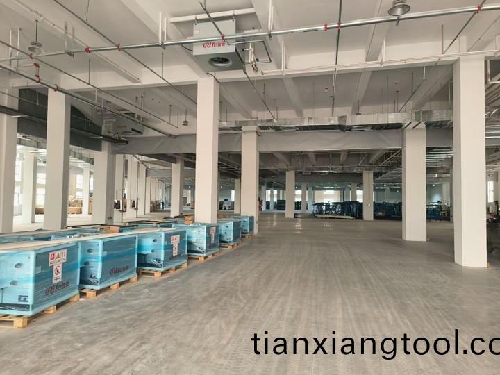 快意(yi)電(dian)梯